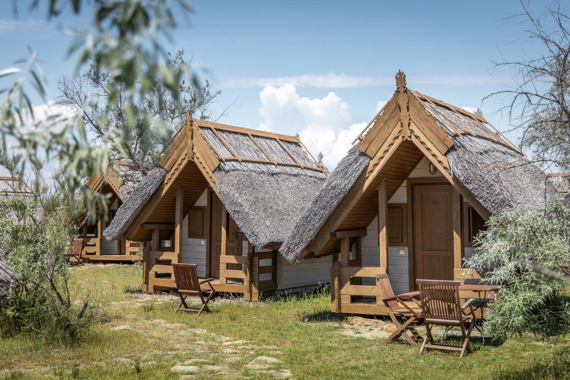 Dolphin Camping Sfântu Gheorghe Buitenkant foto