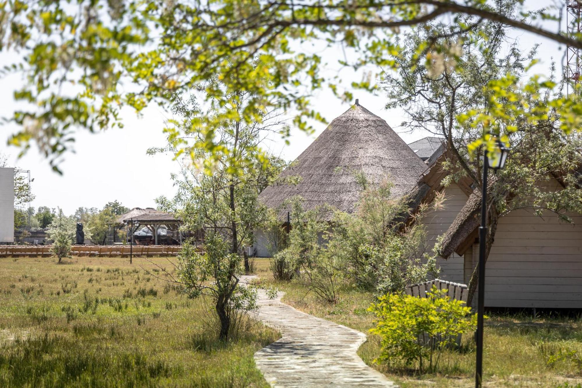 Dolphin Camping Sfântu Gheorghe Buitenkant foto